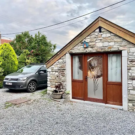 아파트 Four A Pain 스프리몽